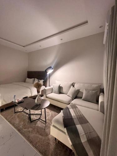 Riyadh Apartment | أستديو انيق وبدخول ذكي المروج 1