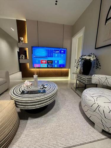 Jeddah Apartment | إفيرست للشقق الفندقية حي النزهة 710