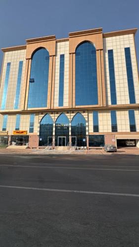 Batha Quraysh Hotel | التاج ثلاثة الفندقية