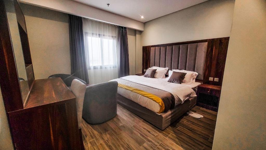 Al Qurayyat Hotel | دارنا بلص للشقق المخدومة