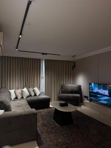 Durrat Al-Arous Apartment | درة العروس شقة دوبلكس دورين مطلة على المسبح