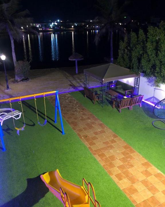 Durrat Al-Arous Villa | سي بوون الشاطئ الذهبي درة العروس