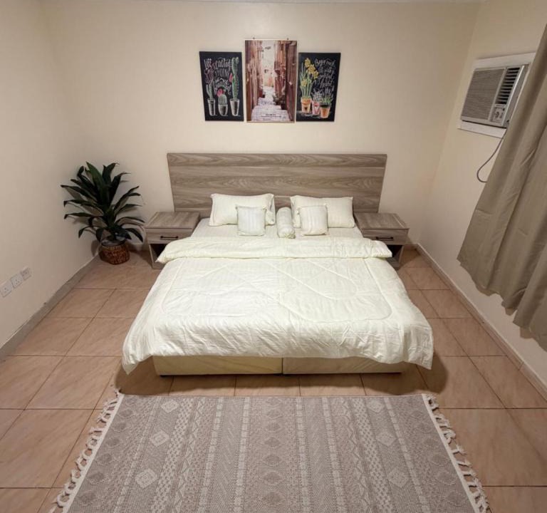 Hera Street Apartment | شقة صغيرة