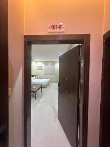 Al Aziziyah Apartment | شقق أناسي المخدومة
