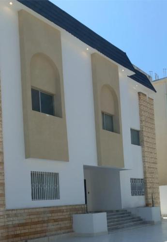Al-Hamra'a Apartment | عقاري