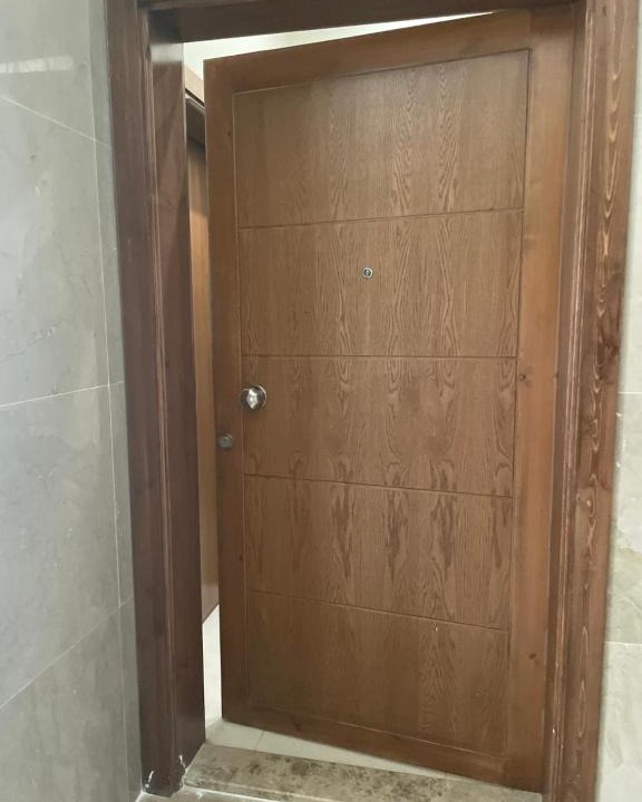Al Riyadh Apartment | غرفة كبيرة مع دورة مياه مجهزة بالكامل مدخل خاص