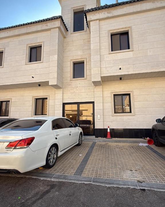 Dammam Apartment | غرفة و صالة مع جلسة خارجية - Tulip Hotel apartments
