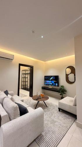 Al Kharj Apartment | نُزل البدر - غرفة و صالة دخول ذاتي
