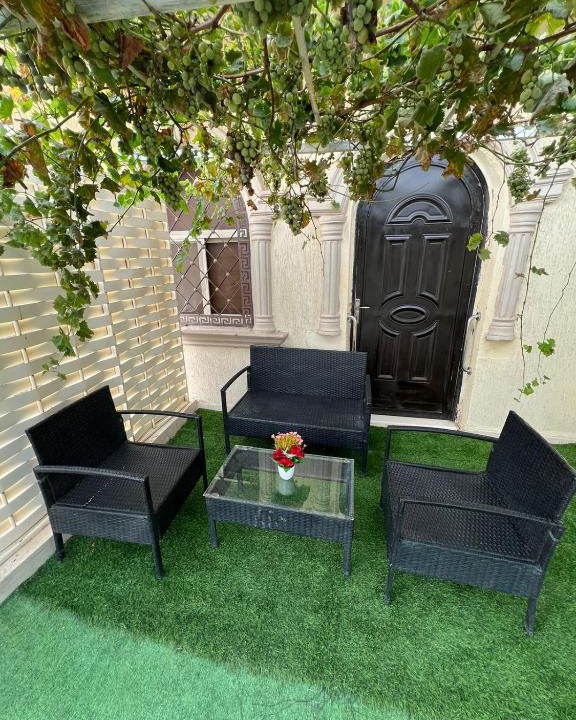 Taif Apartment | وسام شقة كبيرة 4 غرف نوم وصالة وشرفة-بلكونة- Large apartment with 4 bedrooms, a living room and a balcony