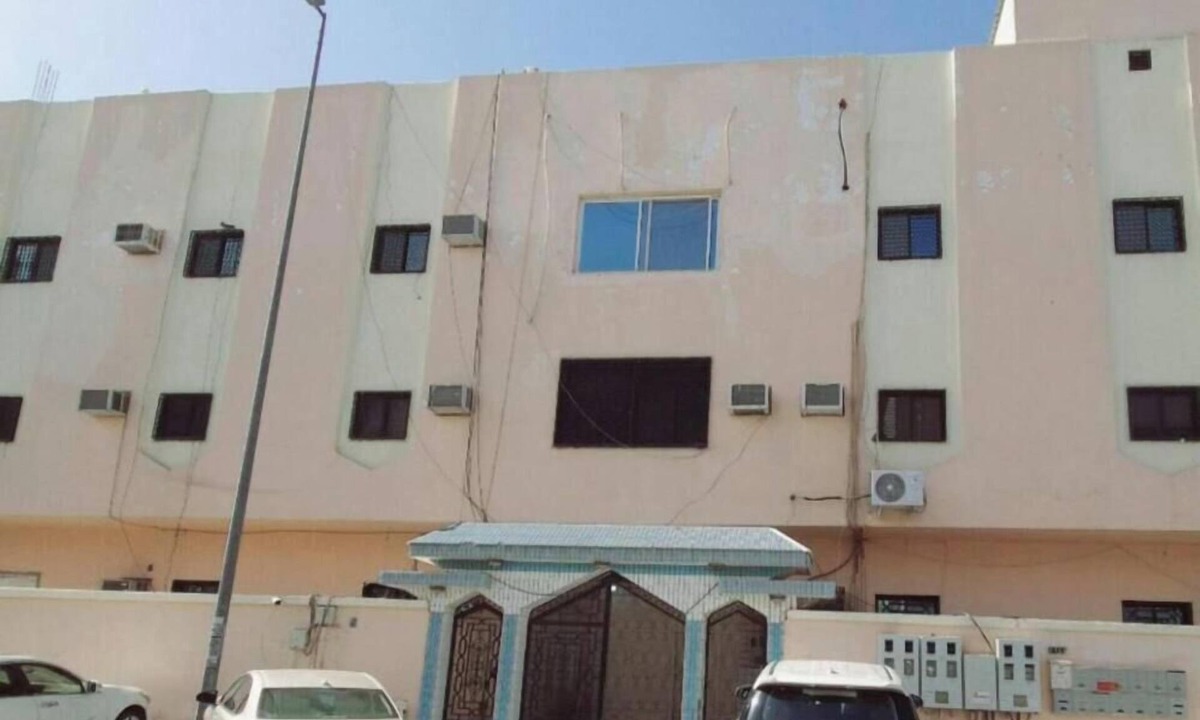 Medina Condo | ​"2-Bedroom Condo in Serene Madinah with Historical Palace & Valley Views"