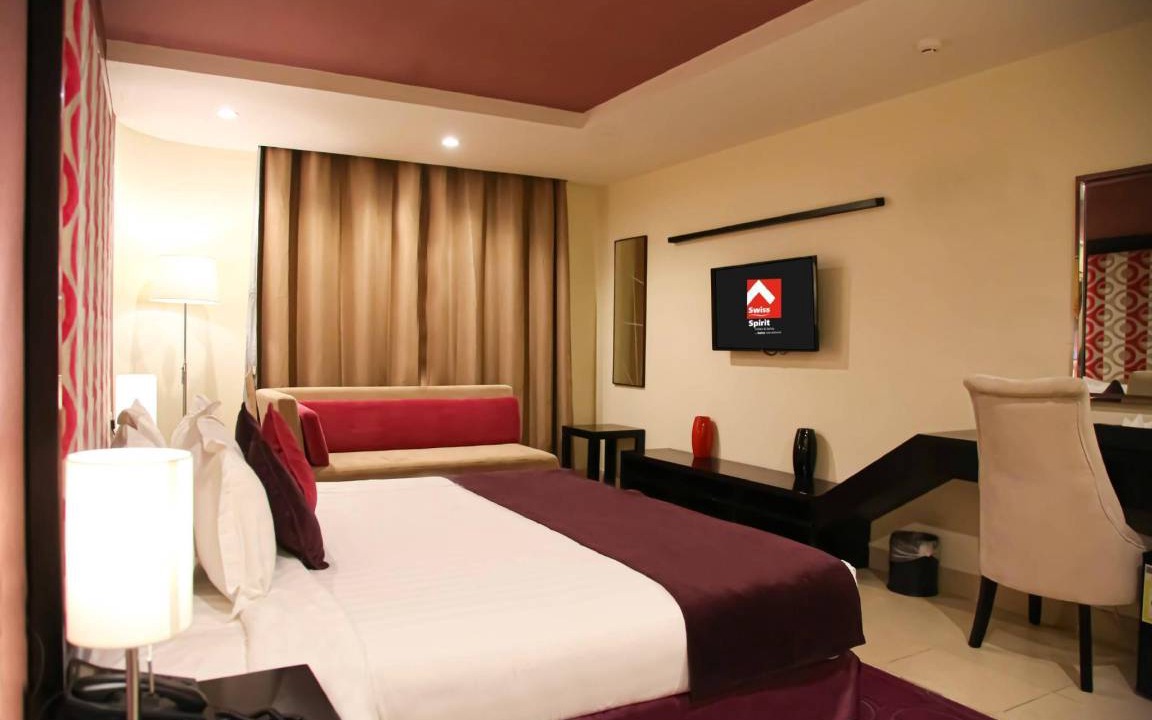 Taif Hotel | 200 m² Hotel ∙ 6 bedrooms ∙ 127 guests