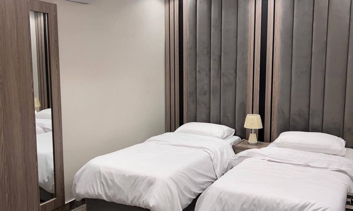 Al Kura Apartment | Al Salam Apts Bedroom Living j-16