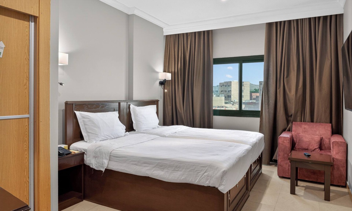 60th Street Hotel | Al Thill Hotel