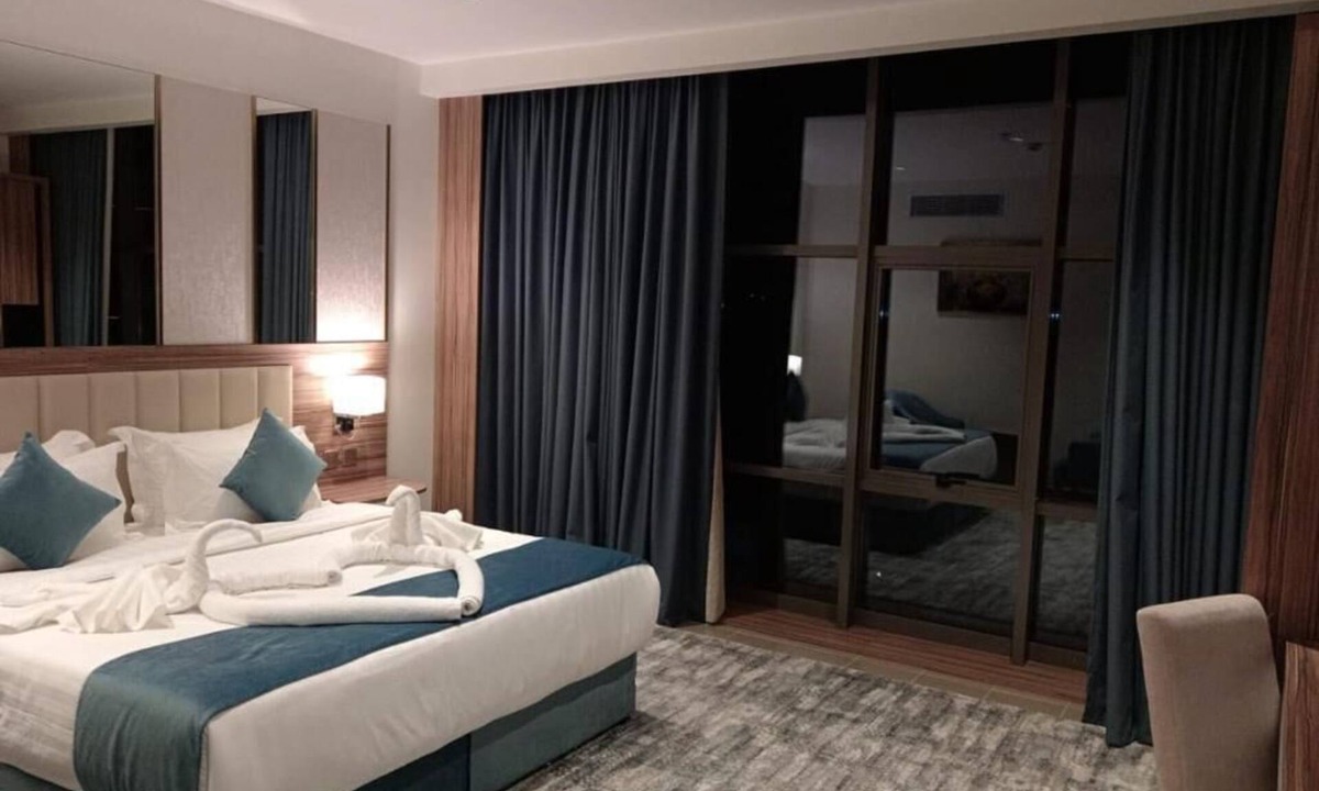 Hera Street Hotel | ALHYAT Hotel