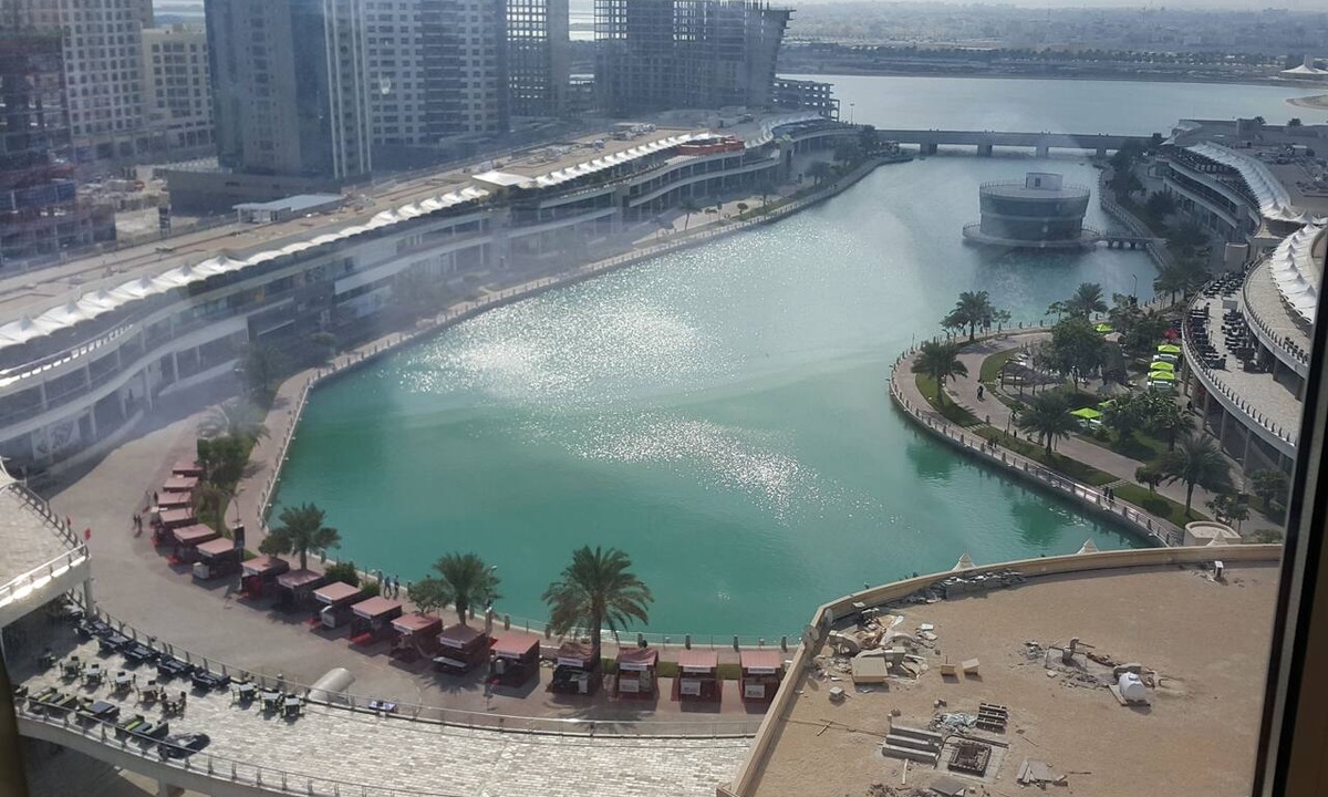 Muharraq Apartment | Amazing 2-bedrooms flat.Full lagoon,sea view high floor. Nicely furnished,AC.