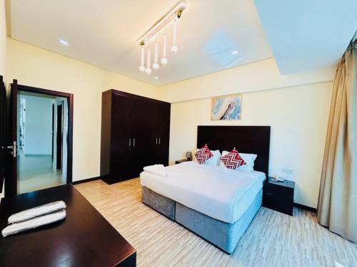 Juffair Apartment | Aspire Tower - Two Bedroom Crimson Retreat