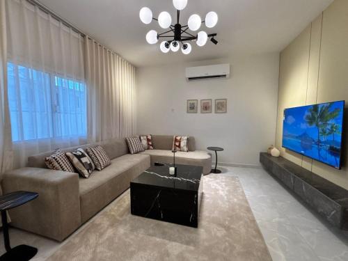 Al Aqrabiyah Apartment | Bloom Home