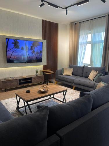 Bay La Sun Apartment | Eleganza Marina Apartments KAEC