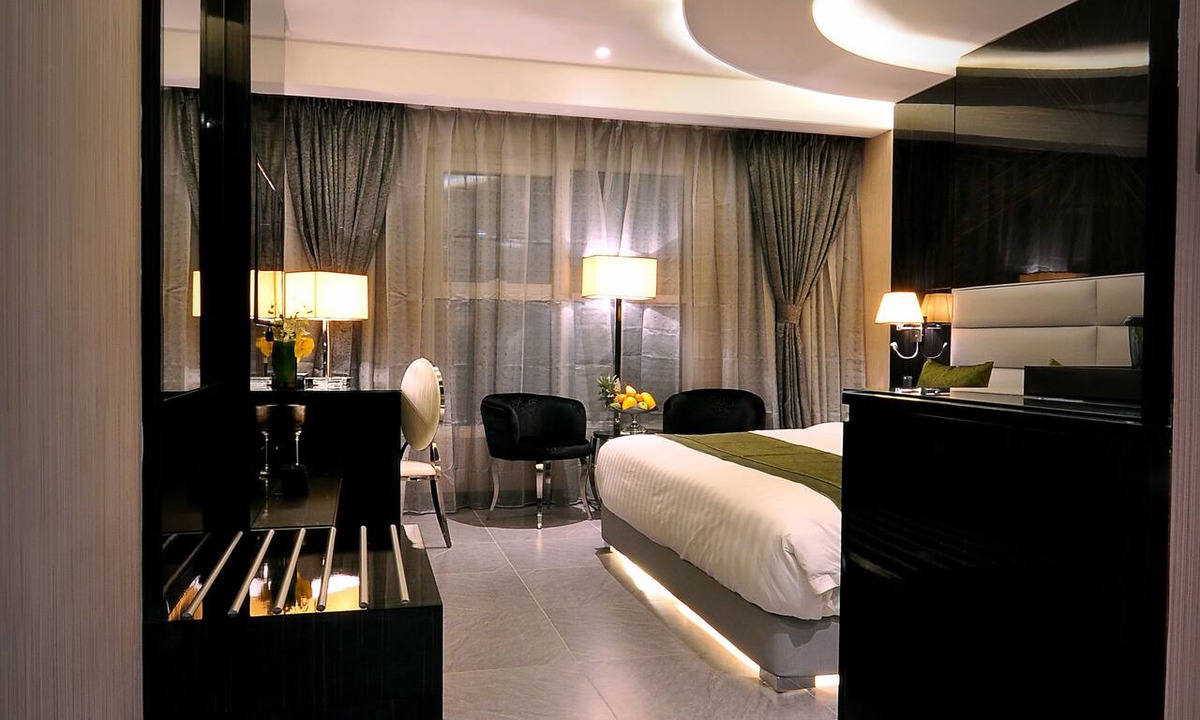 Al Hoora Hotel | Frsan Palace Hotel