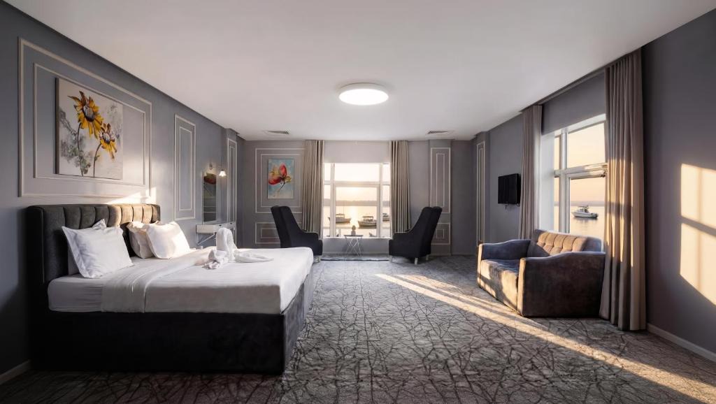 Al Hamra Apartment | Golden Garden Al Corniche