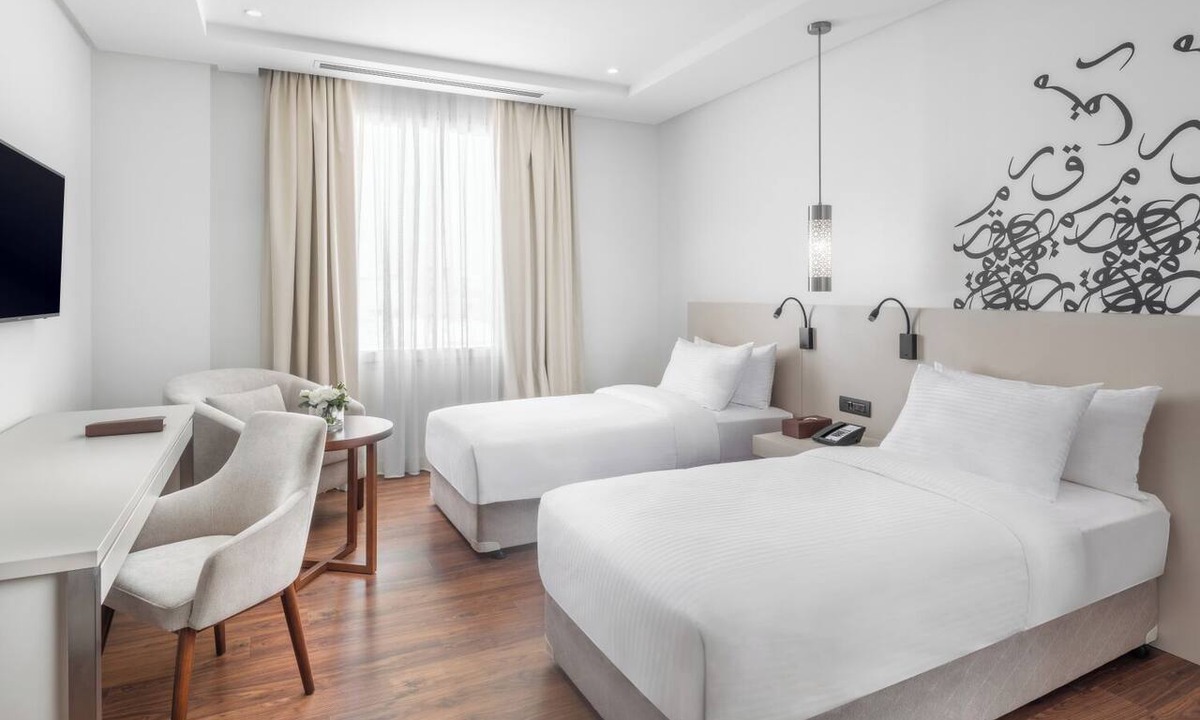 Hera Street Hotel | Landmark Hotels & Suites