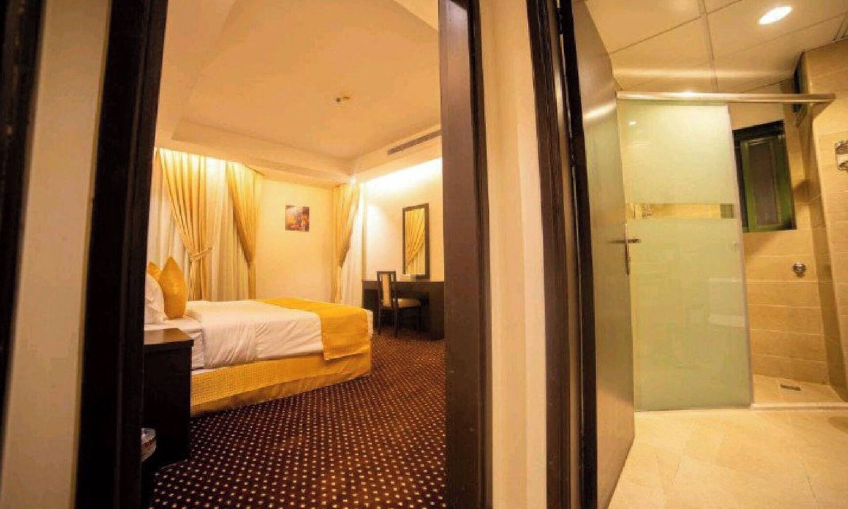 Al Faisaliyah Hotel | Mabet Al Tahlia serviced Apartments