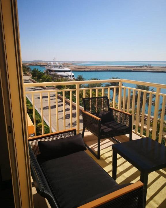 Bay La Sun Apartment | Marina Direct Sea View
