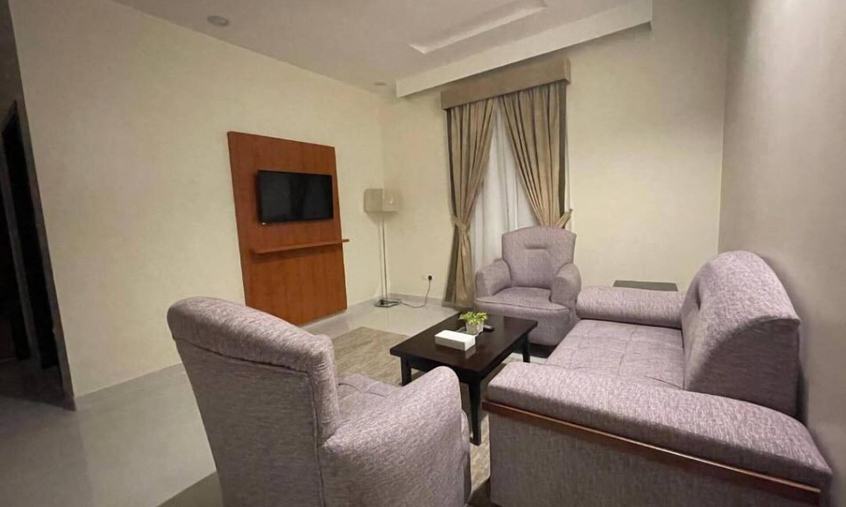 Sari Street Apartment | Milestone Rise