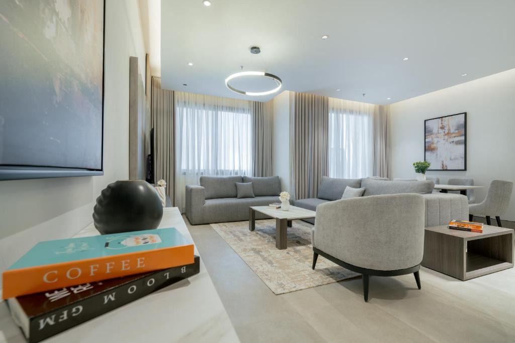 Riyadh Apartment | Modern 2 bdr apart in Al Mohammadiyyah
