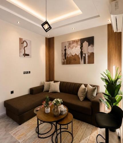Hera Street Apartment | Modern Apartment 5