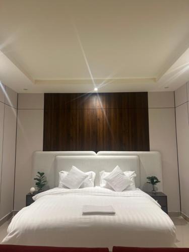 Al Kura Apartment | Modern Cozy Studio in North Obhur - Alyaqoot District, Jeddah