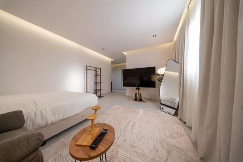 Ghirnatah Apartment | N15 Quiet studio w Lazy Boy chairs Granada