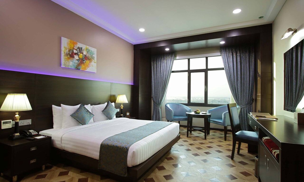 Manama Hotel | Park Regis Lotus Hotel