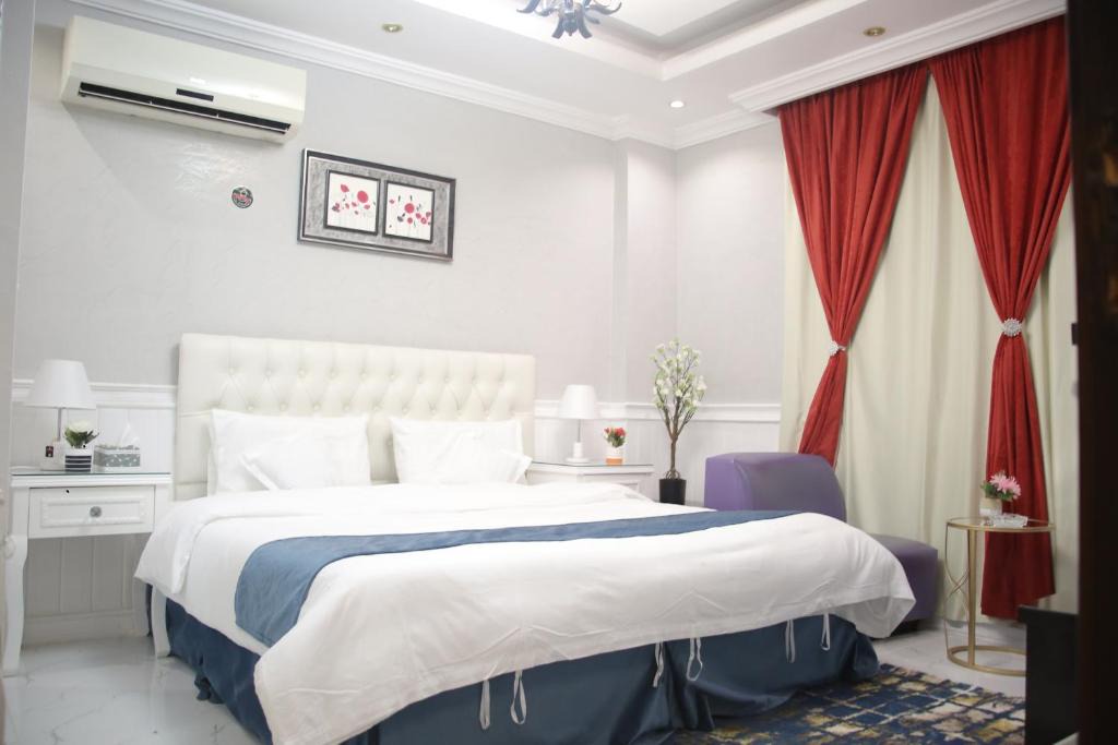 Sari Street Apartment | Qasr Al Thuraya Hotel Apartments