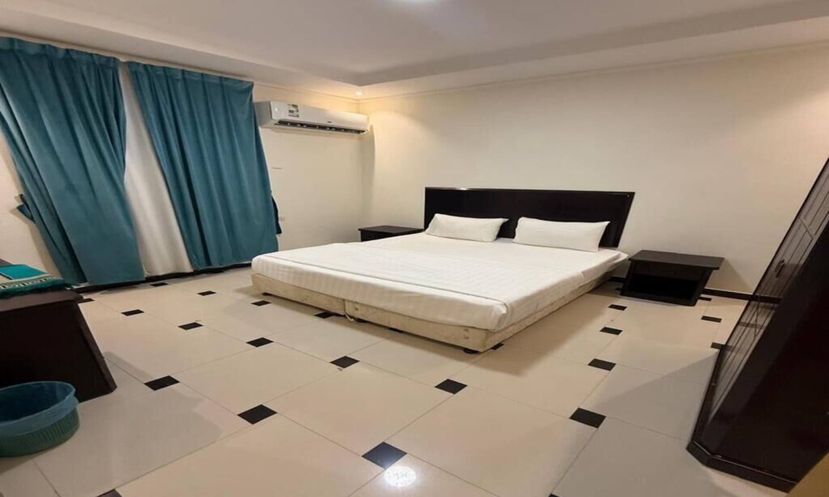 Riyadh Apartment | Quiet Rooms 13