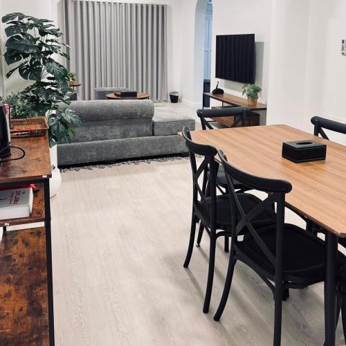 King Abdul Aziz Road Apartment | royal villa for family , 3BR with self-check-in