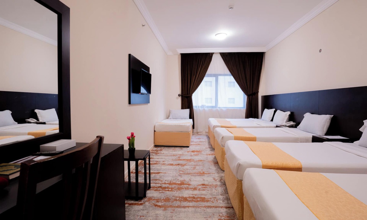 Al Aziziyah Hotel | Saif plus 2