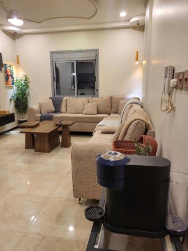 Al Faisaliyah Apartment | Smart Stay 2