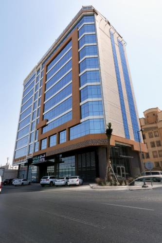 Sari Street Hotel | Weekend Hotel Sari