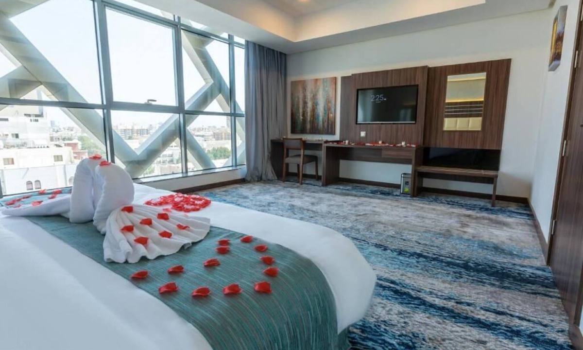 Al Bawadi Hotel | White Diamond Hotel Sari