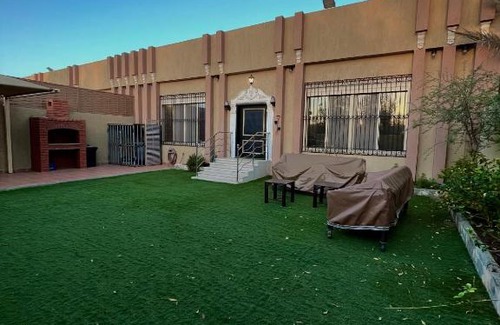 Dhahban Ski Chalet | شاليهات اللوفر