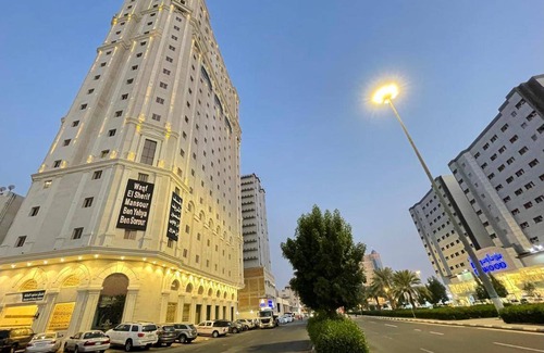 Mecca Hotel | 16 m² Hotel ∙ 5 guests