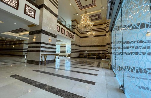 Mecca Hotel | 16 m² Hotel ∙ 5 guests