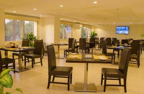 Taif Hotel | 200 m² Hotel ∙ 6 bedrooms ∙ 127 guests