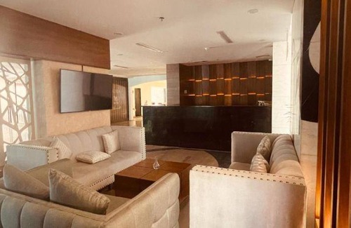 Al-Hamra'a Hotel | 42 m² Hotel ∙ 8 guests