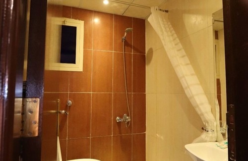 Al Aziziyah Hotel | Aayan Al Barakah