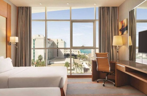 Al-Hamra'a Hotel | Belvilla Alhamra Vivid Plaza Hotel