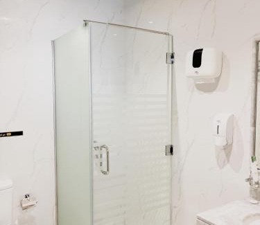 Al Kura Apartment | NARS Plus Al Basateen