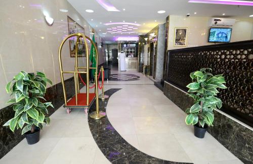 Taif Apartment | Rose Wood