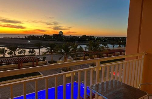 Bay La Sun Apartment | Royal Marina two-bedroom sea view